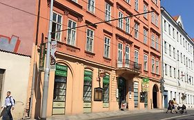 Charles Square Hostel Praha